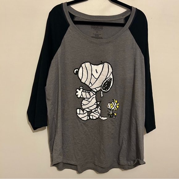 Torrid Halloween Snoopy Woodstock Mummy Baseball Tshirt Tunic 3 3x 22/24 - Picture 1 of 9